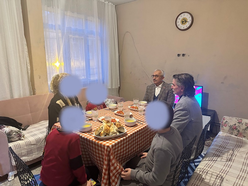 Kaymakam Mehmet Ali Özyiğit'ten Hane Ziyareti
